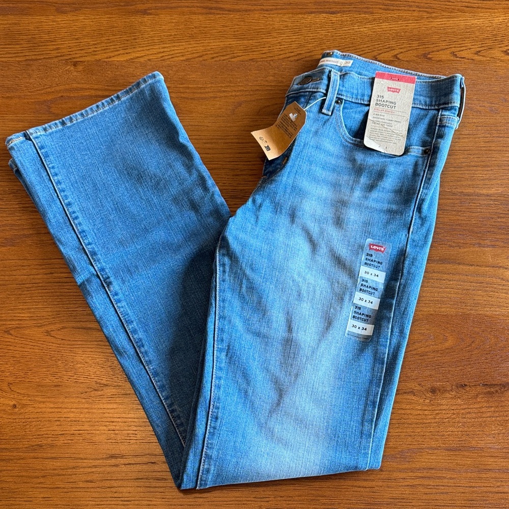 Levi's 315 Shaping Bootcut Women's Jeans